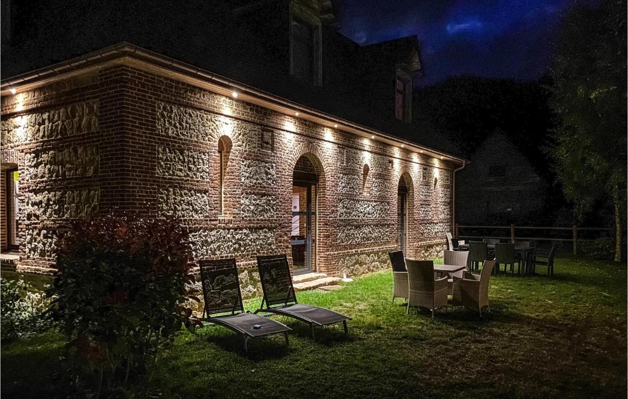 Stunning Home In Paluel With Wifi Kültér fotó
